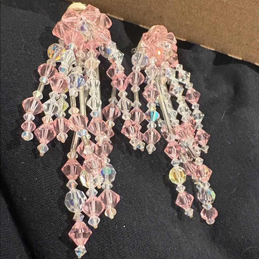 Vintage Hand Made Kato Pink/ Clear Runway Cluster Swarovski Dangle - N Earring🌸 - Picture 4 of 16
